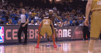 解析弗拉迪米尔葛雷诺如何继承父亲的怪力并在现代数据中进化