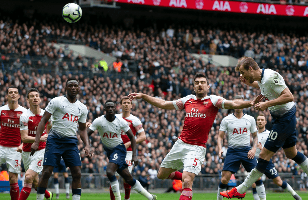 拒绝逆转，库里31+7，字母哥34+10，一战看清三个事实：梅尔顿真香，连拿5分包括一记三分球，首节战罢，双方打成31平