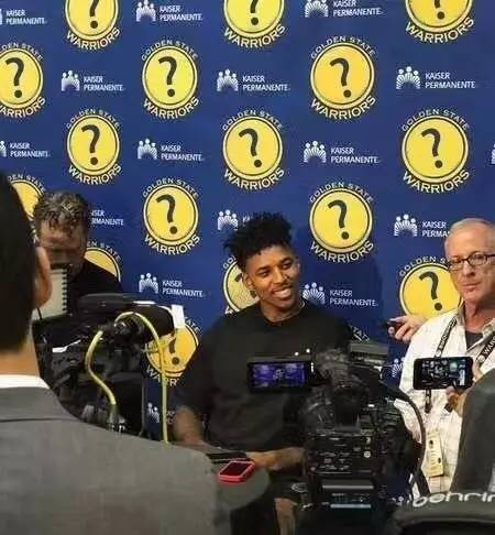 记者：弗兰克可能重返克罗地亚联赛，也可能留在中国联赛