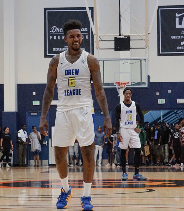 拉什福德单刀踢失表现懒散，巴萨买断前景黯淡