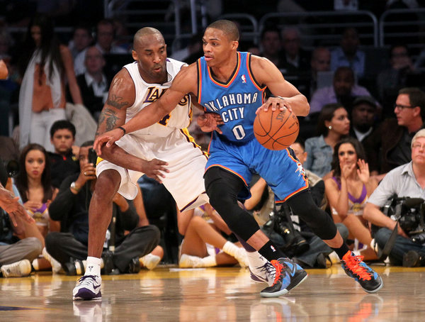 曼尼·马查多在季后赛期间因“跑垒争议动作”引发广泛讨论