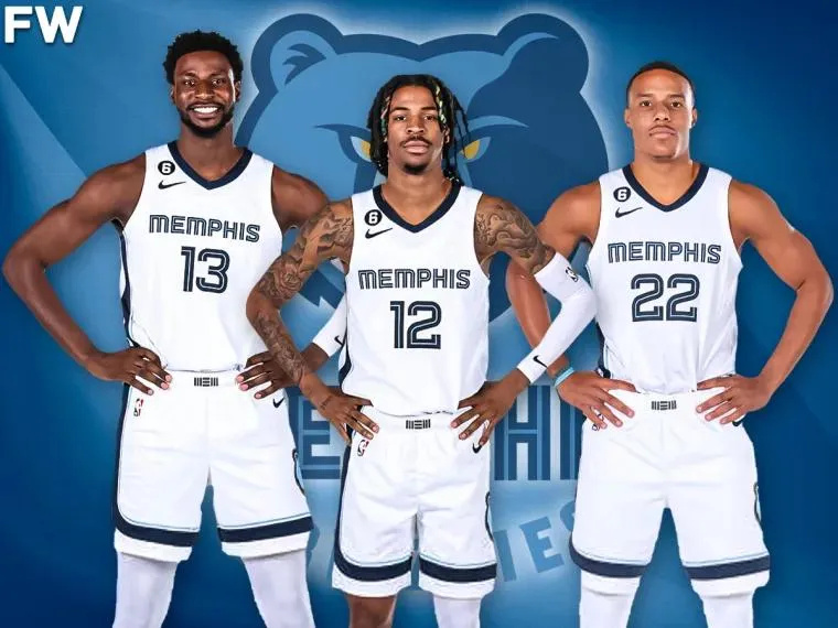 里弗斯一家近照，27岁爆发，场均26分6助锁定亿元合同